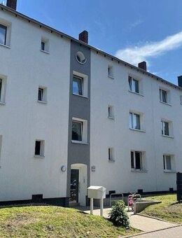 Perfekt für uns: günstig geschnittene 2-Zimmer-Wohnung - Brühl (Nordrhein-Westfalen)