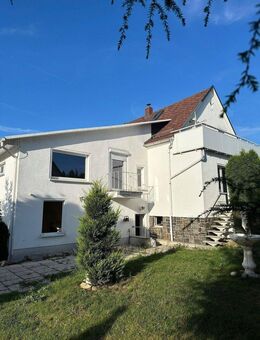 Limbach Oberfrohna. Stilvolles Haus mit Garten, Einliegerpotenzial & Top-Lage! Jetzt deutlich reduziert: - Limbach-Oberfrohna