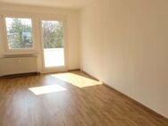 Sonnige 3-Raum Wohnung mit Balkon - Lengenfeld