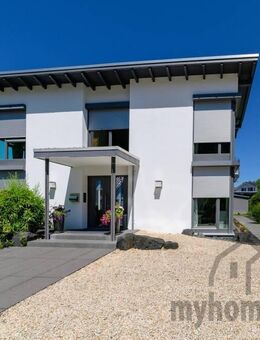Dort wohnen, wo andere Urlaub machen mit Bauhausvilla mit Keller in Emskirchen - Emskirchen