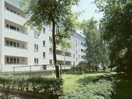 Schöne 3 Raumwohnung mit Balkon, auch für 2 er WG super geeignet - Dresden