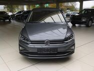 VW Golf Sportsvan, 1.5 TSI VII Highline EU6d-T, Jahr 2019 - Lübbecke