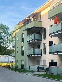 Sehr schöne Dachgeschoßwohnung (gehobene Ausstattung) inkl. Einbauküche im Servicewohnen - Weilburg