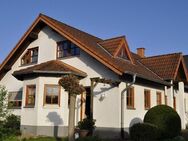 Freistehendes Einfamilienhaus mit Rheinblick und Garten in Bornheim-Uedorf - Bornheim (Nordrhein-Westfalen)