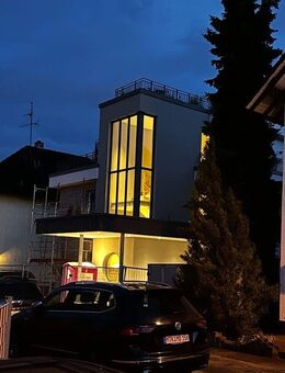 Exklusives Penthouse mit spektakulärer Dachterrasse mit "Taunusblick" - Eschborn