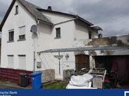 Zwangsversteigerung - Wohnhaus in Blessenbach - provisionsfrei für Ersteher! - Weinbach