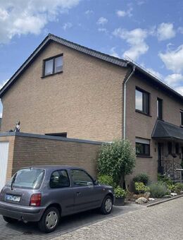 Großes Einfamilienhaus mit herrlichem Garten, Garage und Stellplatz in Tönisvorst-Vorst - Tönisvorst