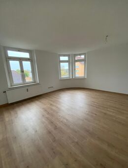 Geräumige helle 3 Raum Wohnung Zwickau Marienthal ab sofort zu vermieten - Zwickau
