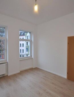 +++Einbauküche+++ Frisch sanierte 3-Raum Wohnung in Zentrumsnaher Lage - Aue