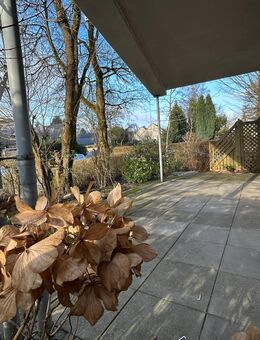 Wohnen mit Komfort: 3-Zimmer-Erdgeschosswohnung mit großzügiger Terrasse in Alt-Rahlstedt - Hamburg