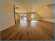 Großzügige 3-Zimmer-Dachgeschosswohnung mit Charme und Komfort evtl. mit Gartenanteil u. TG-Platz !! - München