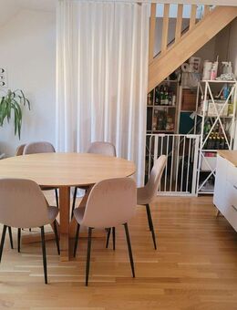 Hochwertig sanierte Maisonettewohnung (offenes Dachgeschoss / Fußbodenheizung / zentrale Lage) - Mühlheim (Main)