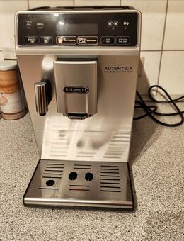Kaffeevollautomat DeLonghi Autentika schwarz/silber - Leipzig