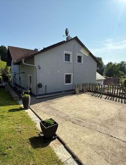 Haus statt Wohnung! Zentrumsnahe DHH in Deggendorf! - Deggendorf