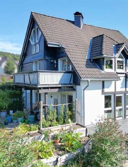 Wohnen, Leben oder Vermieten - alles unter einem Dach! - Schmallenberg