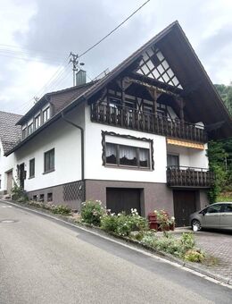 Oberkirch-Ringelbach: 2-Familienwohnhaus mit 149 m² Wfl. u. Garagen sowie renovierungsbedürftiges Einfamilienwohnhaus... - Oberkirch