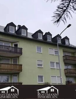 Schöne, kleine Dachgeschoßwohnung nähe Klinikum - Hof