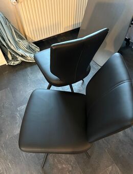 2 Kunstleder Stühle (zum Drehen) - Neukirchen-Vluyn
