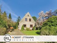 Modernisierungsbedürftiges Einfamilienhaus mit großem Grundstück in ruhigem Schwanewede-Beckedorf - Schwanewede