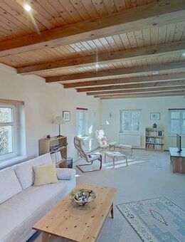 Gemütliches, vollmöbliertes Einfamilienhaus mit 5 Zimmern, viel Lichteinfall und großem Garten - Grünheide (Mark)