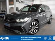 VW Tiguan, 1.5 TSI R-line, Jahr 2021 - Blomberg (Nordrhein-Westfalen)