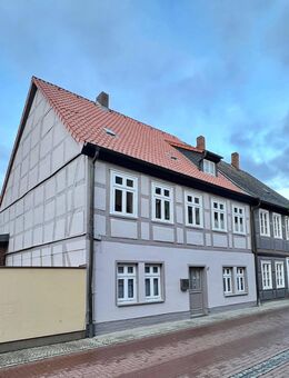 Kapital anlegen oder selber nutzen! Schmuckes 3-Familienhaus in bester ruhiger Innenstadtlage - Lüchow (Wendland)