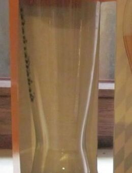 Weißbier-Glas: Schöfferhofer mit Öffner im Glas, neu, ovp. + 2 Stein-Bierkrüge "HB" - München