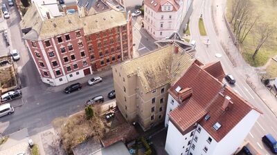 Sanierungsbedürftiges Haus mit Potenzial - Gestalten Sie Ihr Traumobjekt!