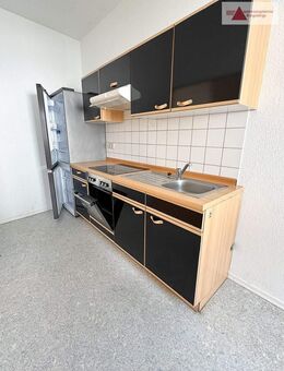 Gemütliche Single-Wohnung mit Einbauküche auf dem Markt - Schwarzenberg (Erzgebirge)