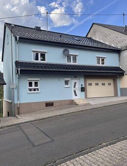 Großzügiges Doppelhaus, modernisiert und sofort bezugsbereit! - Idar-Oberstein