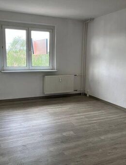 Wohnen im Stadtzentrum - große 3-Raum-Wohnung - Oschersleben (Bode)