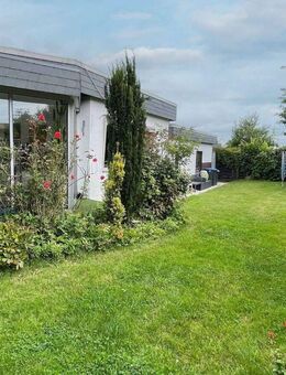 Vollunterkellerter Bungalow mit Sauna, Wintergarten und 3 Garagen! Mein Haus = Mein Makler! - Wolfsburg