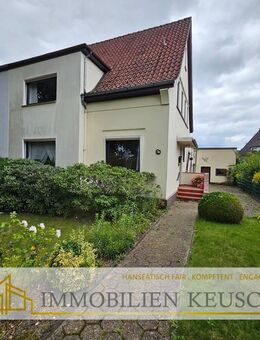 Zentrale Top-Lage, Handwerkerhaus mit Potential und großem Garten, Garage und viel Stauraum!! - Achim
