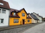 Wohnen wie im Urlaub: Traumhaus mit Terrasse und idyllischem Ausblick zur Miete in Talbachstr./Mansfeld - Mansfeld