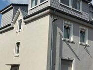 Traumhaft helle Wohnung im Altbau mit Dachterrasse - Plankstadt