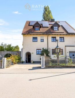 Großzügiges Zweifamilienhaus als Mehrgenerationenhaus in Traumlage - Zeitlarn