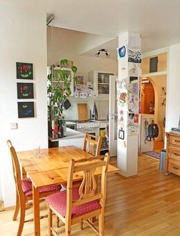 VERMIETETE EIGENTUMSWOHNUNG MIT LOGGIA UND STELLPLATZ SUCHT NEUEN EIGENTÜMER - Zierenberg