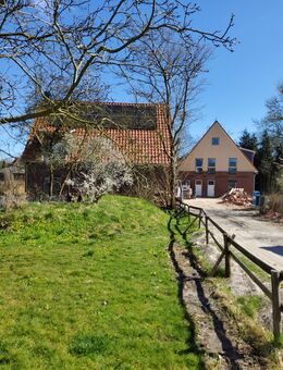 ETW als Maisonette OG und DG mit 126,1 qm in allerbester Lage am Altenbrucher Kanal, mitten im Grünen, mit XXL Balkon, energetisch top, PV-Anlage - Cuxhaven