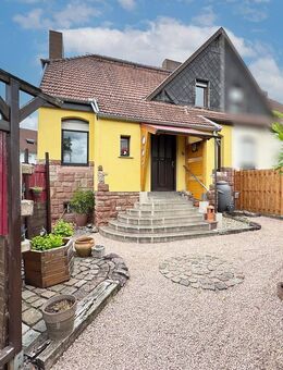 Doppelhaushälfte mit Charme und Geschichte in ruhiger Lage - Saarbrücken