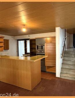 385.000.- für charmantes 151 qm Stadthaus mit Innenhofterrasse in ruhiger Lage am Altstadtgürtel - Weißenburg (Bayern)
