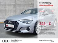 Audi A3, Sportback 30 TFSI advanced LM18, Jahr 2023 - Halle (Saale)