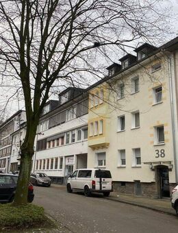 Gemütliche Dachgeschosswohnung in Zentrumsnähe, 3 Zimmer - Essen