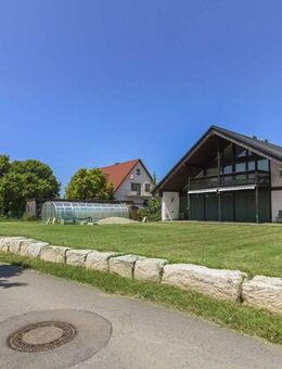 Ihr neues Zuhause mit Urlaubsfeeling: Freistehendes Einfamilienhaus mit Pool in Paulushofen - Beilngries