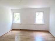 Neu sanierte 3-Raum-Wohnung (1.OG) in Lichte - Neuhaus (Rennweg) Zentrum