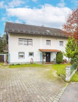 Kapitalanlage - Wallersdorf, 5 Familienhaus mit großzügigem Grundstück - zu verkaufen! - Wallersdorf