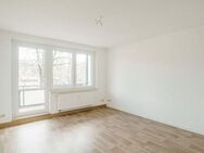 * Familienfreundliche 3-Zimmerwohnung mit Balkon * - Chemnitz