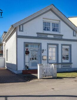 Zentral in Elmshorn - Einfamilienhaus mit sonnigem Grundstück zu verkaufen! - Elmshorn