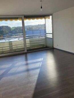 Preisreduzierung - Super sonnige, lichtdurchflutete 3-Zimmer-Eigentumswohnung in zentraler Lage Stadt Coburg - Coburg