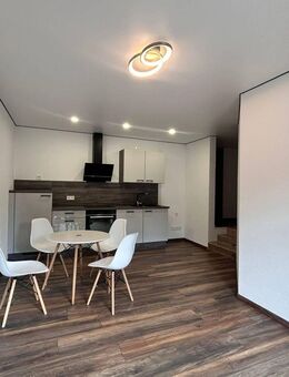 IK| Hütschenhausen - Gemütliche 3-Zimmer-Wohnung in ruhiger und angenehmer Umgebung - Hütschenhausen