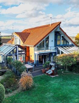 Ein Traum kann wahr werden.....! Exklusives Anwesen in herrlicher Ortsrandlage! - Solms